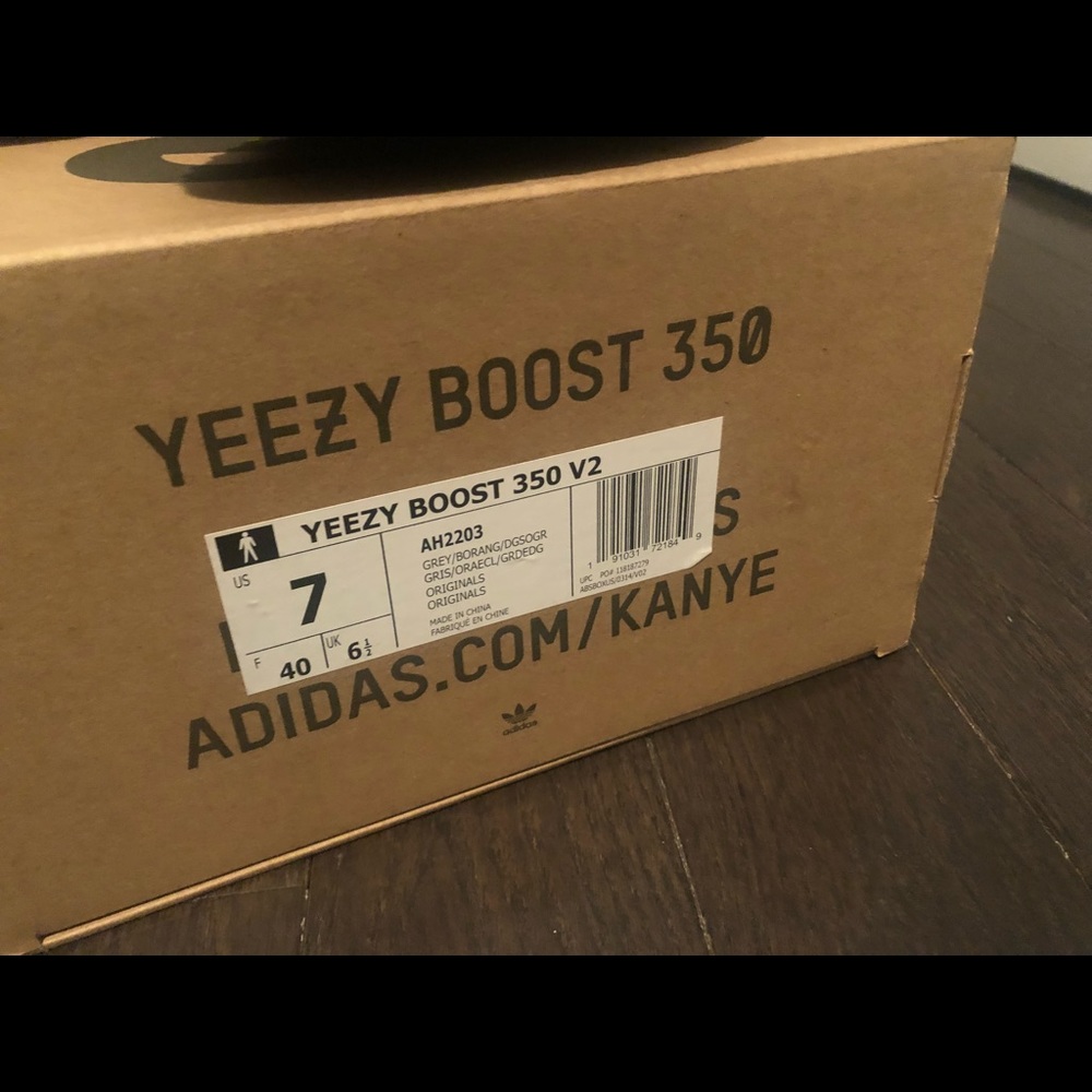 ****SOLD******Authentic Yeezy Boost sneakers - Picture 2 of 5